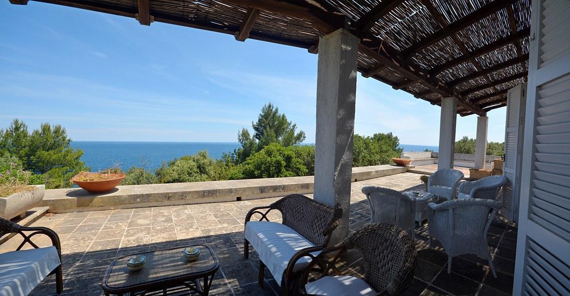 Rez de chaussée - Patio avec vue sur la mer